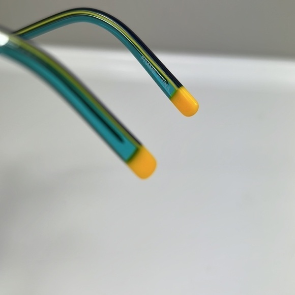 Humphrey’s Glasses main image 8